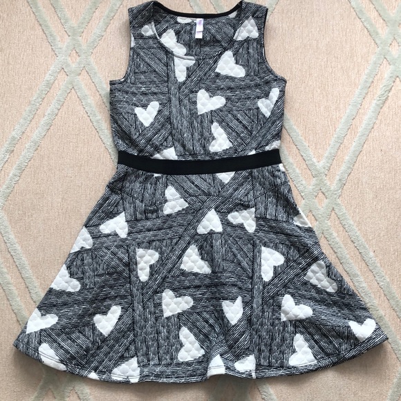 Xhilaration Other - Quilted ❤️ Black/White Heart Dress/Jumper- Size 10